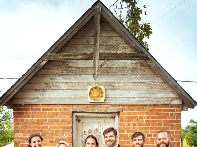 Grant and Jessy&apos;s Wedding in Mount Vernon, Missouri 10