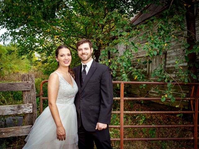 Grant and Jessy&apos;s Wedding in Mount Vernon, Missouri 26