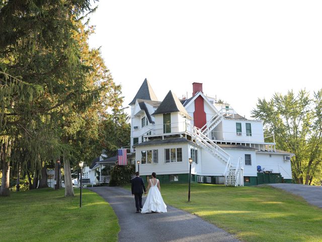 Derek and Ashley&apos;s Wedding in Saratoga Springs, New York 4