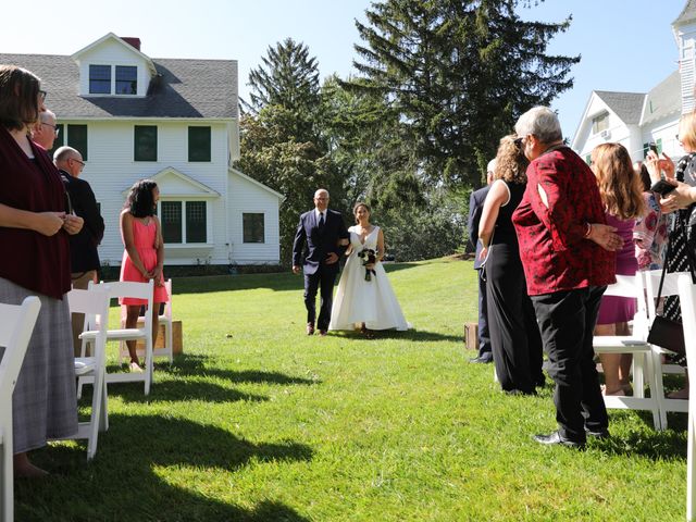 Derek and Ashley&apos;s Wedding in Saratoga Springs, New York 42
