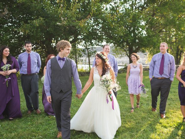 Alix and Joel&apos;s Wedding in East Springfield, Ohio 12