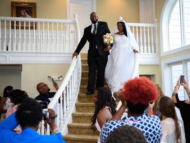 Ceolices and Myesha&apos;s Wedding in Warren, Michigan 10