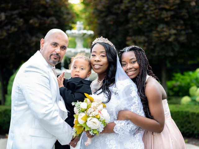 Ceolices and Myesha&apos;s Wedding in Warren, Michigan 20