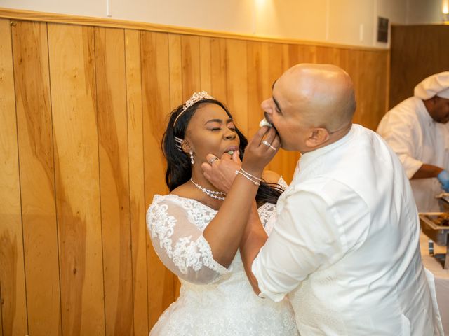 Ceolices and Myesha&apos;s Wedding in Warren, Michigan 29