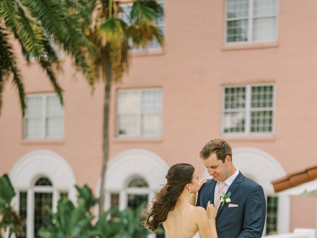 Scott and Brittany&apos;s Wedding in Saint Petersburg, Florida 23