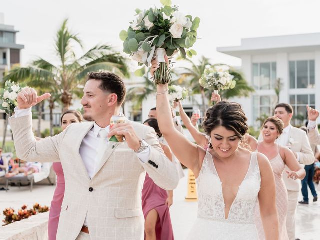 Colby and Melissa&apos;s Wedding in Cancun, Mexico 73