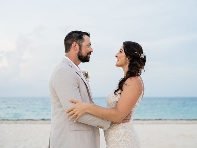 Joe and Katie&apos;s Wedding in Cancun, Mexico 36