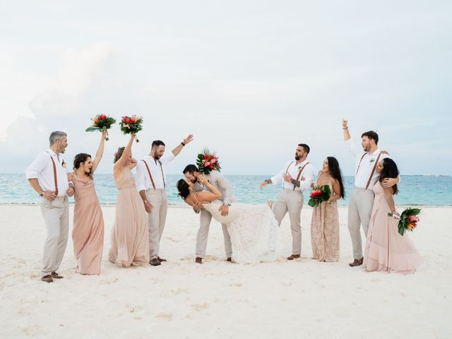 Joe and Katie&apos;s Wedding in Cancun, Mexico 43