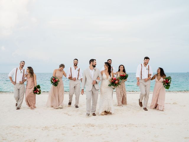 Joe and Katie&apos;s Wedding in Cancun, Mexico 44