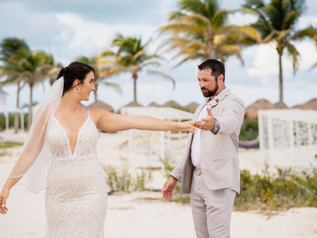 Joe and Katie&apos;s Wedding in Cancun, Mexico 76