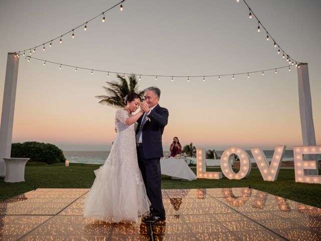 PATRICK and CAROLINE&apos;s Wedding in Cancun, Mexico 30