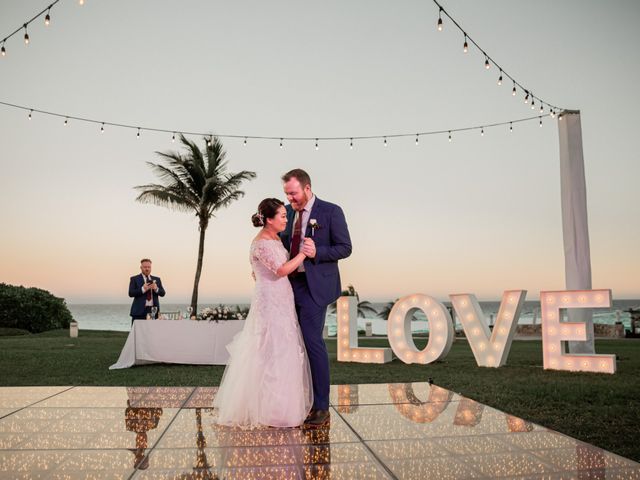 PATRICK and CAROLINE&apos;s Wedding in Cancun, Mexico 39