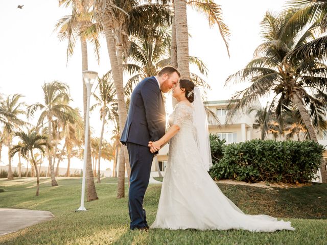 PATRICK and CAROLINE&apos;s Wedding in Cancun, Mexico 57