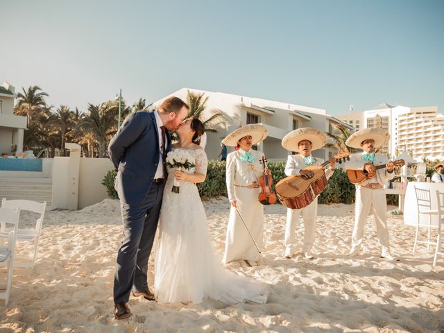 PATRICK and CAROLINE&apos;s Wedding in Cancun, Mexico 59