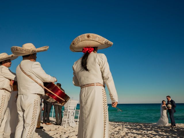 PATRICK and CAROLINE&apos;s Wedding in Cancun, Mexico 61