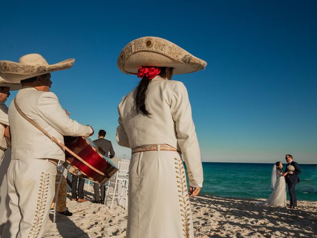 PATRICK and CAROLINE&apos;s Wedding in Cancun, Mexico 62