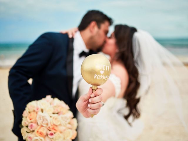 Liz and Roosvel&apos;s Wedding in Cancun, Mexico 64