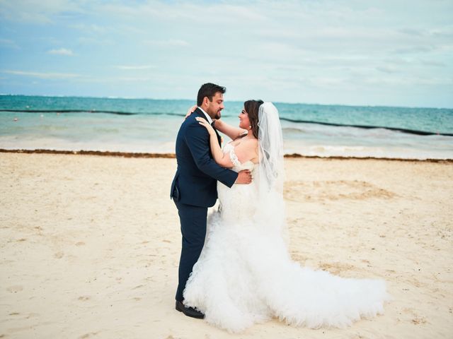 Liz and Roosvel&apos;s Wedding in Cancun, Mexico 65