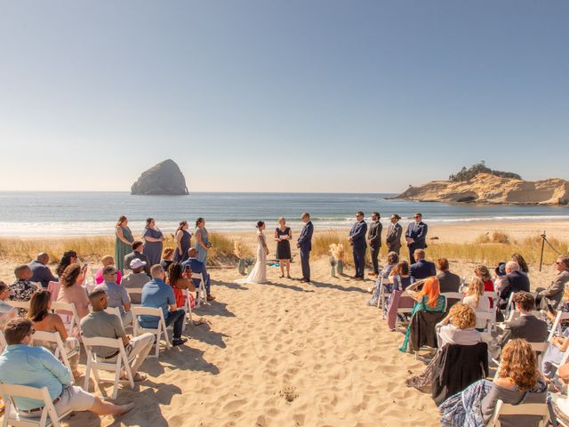 Jeremy and Rachel&apos;s Wedding in Pacific City, Oregon 12