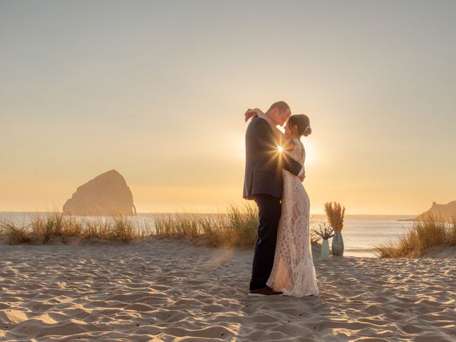 Jeremy and Rachel&apos;s Wedding in Pacific City, Oregon 24