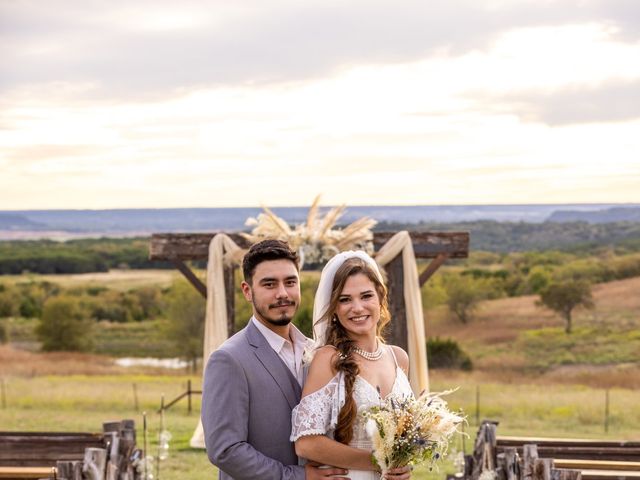 Robert and Sommer&apos;s Wedding in Blum, Texas 14