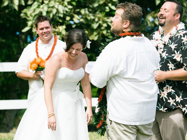 Tara and Kale&apos;s wedding in Hawaii 6