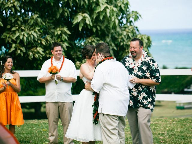 Tara and Kale&apos;s wedding in Hawaii 7