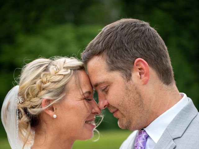 Sean and Bethany&apos;s Wedding in Miamisburg, Ohio 5