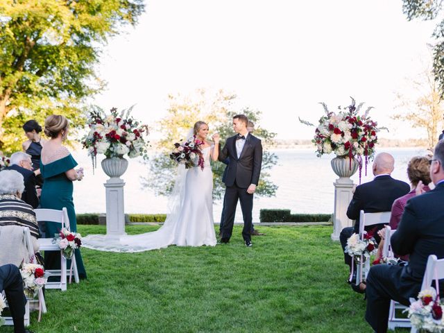 Lucas and Catey&apos;s Wedding in Portsmouth, Rhode Island 54