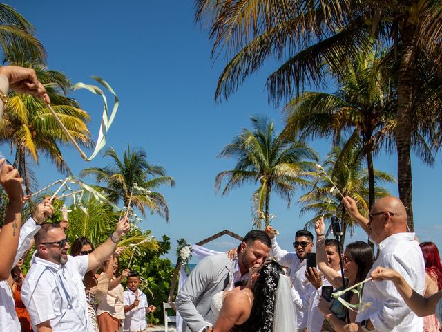 Felipe and Sandra&apos;s Wedding in Miami Beach, Florida 18
