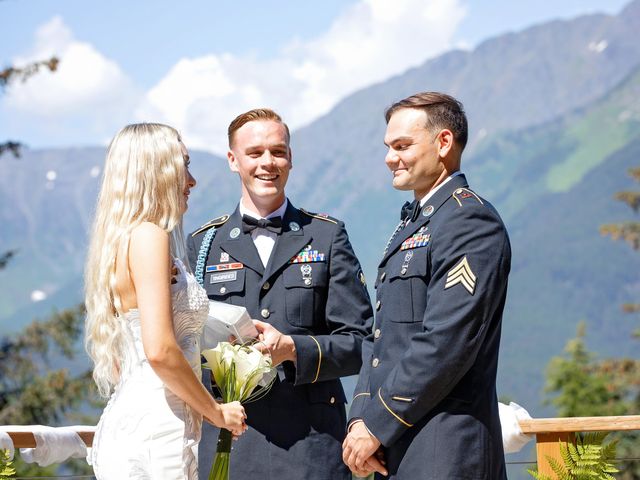 Joseph and Amber&apos;s Wedding in Girdwood, Alaska 2