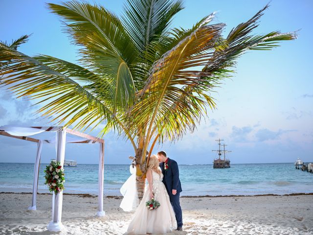 Mark and Kayla&apos;s Wedding in Punta Cana, Dominican Republic 23