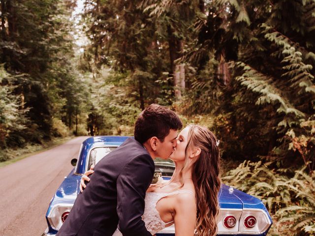 Justin and Paige&apos;s Wedding in Woodinville, Washington 17
