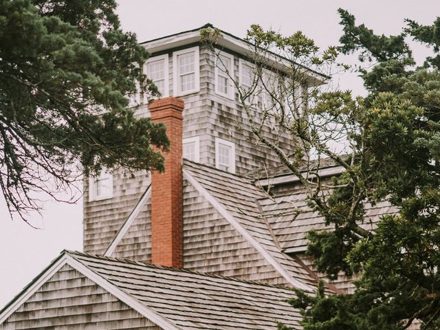 Tyler and Erin&apos;s Wedding in Ocracoke, North Carolina 13