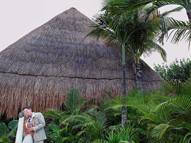 Tyler and Jocelyn&apos;s Wedding in Playa del Carmen, Mexico 25