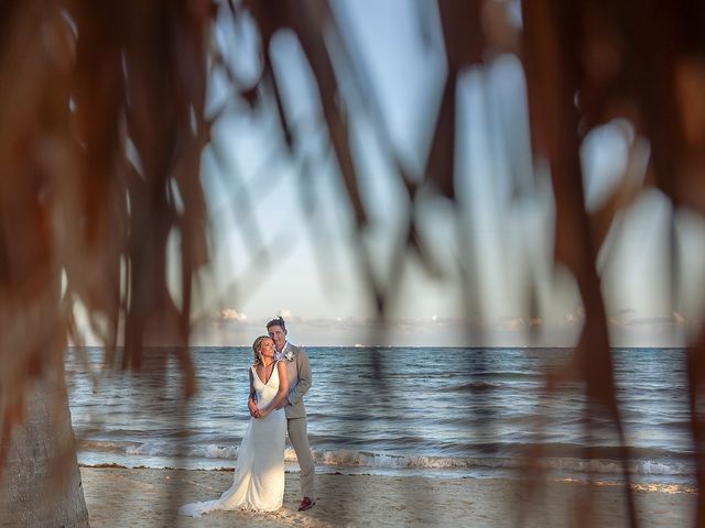 Tyler and Jocelyn&apos;s Wedding in Playa del Carmen, Mexico 26