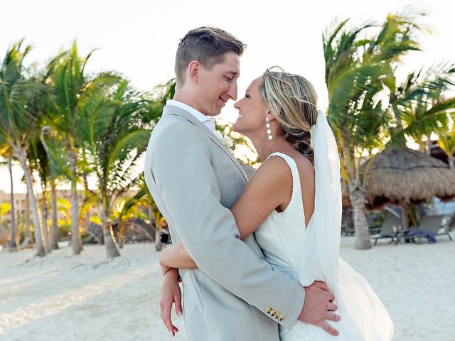Tyler and Jocelyn&apos;s Wedding in Playa del Carmen, Mexico 27