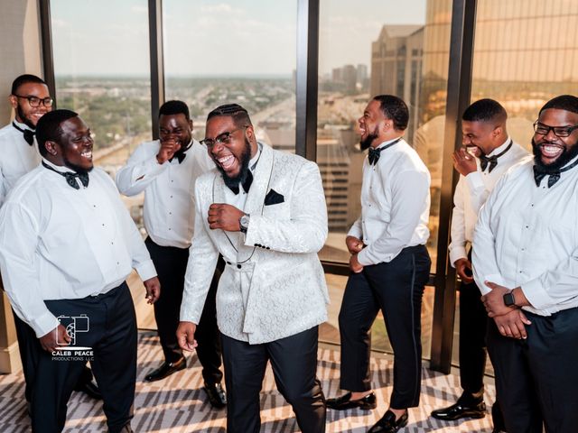 Daveon and Antonisha&apos;s Wedding in Dallas, Texas 15