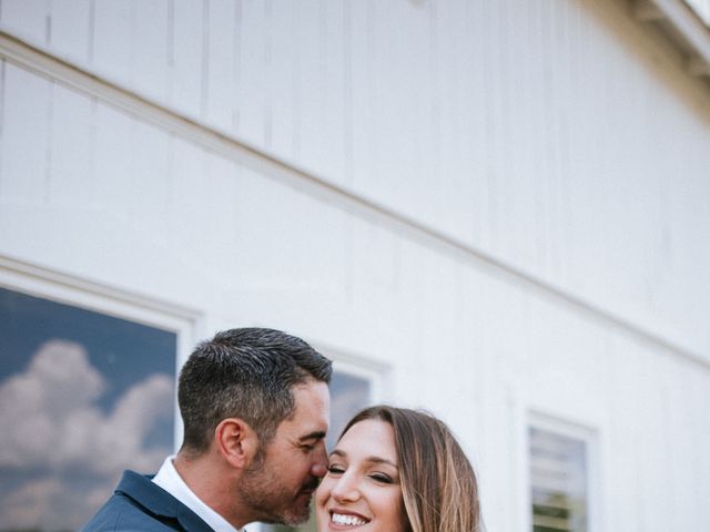 Chadrick and Hillary&apos;s Wedding in Davisburg, Michigan 14
