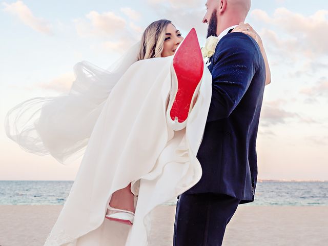 Ryan McCulley and Rachel Holtzman&apos;s Wedding in Cancun, Mexico 43