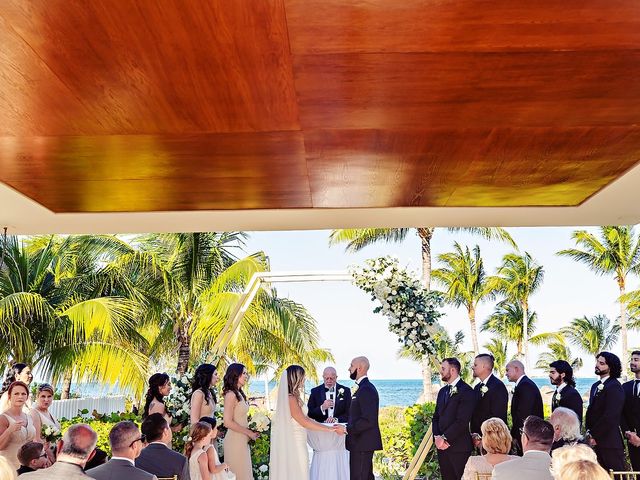 Ryan McCulley and Rachel Holtzman&apos;s Wedding in Cancun, Mexico 65