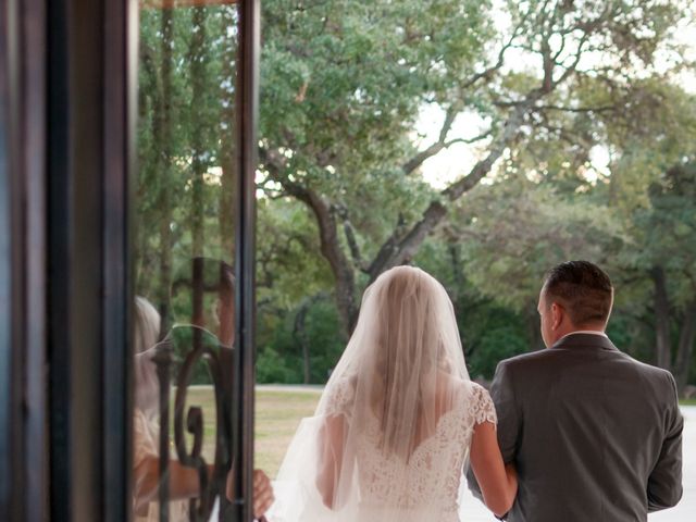 Lisa and Jacob&apos;s Wedding in New Braunfels, Texas 7