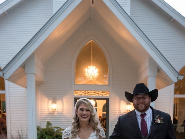 Lisa and Jacob&apos;s Wedding in New Braunfels, Texas 9