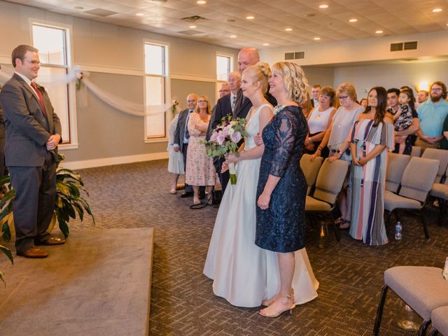 Devon and Kiersten&apos;s Wedding in Saint Peters, Missouri 26