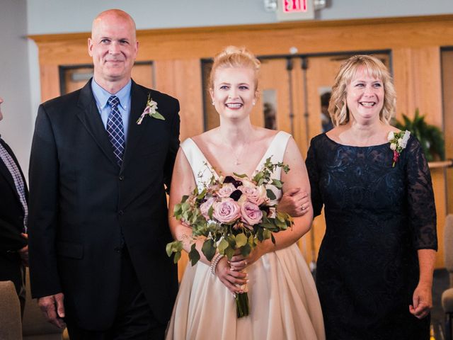 Devon and Kiersten&apos;s Wedding in Saint Peters, Missouri 27