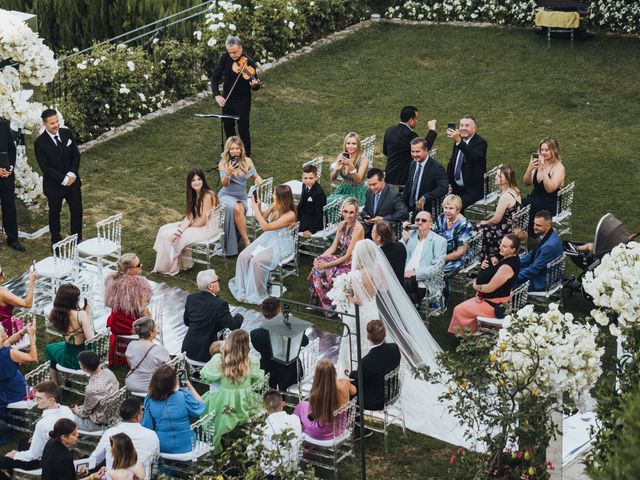 Cristian and Malvina&apos;s Wedding in Naples, Italy 39