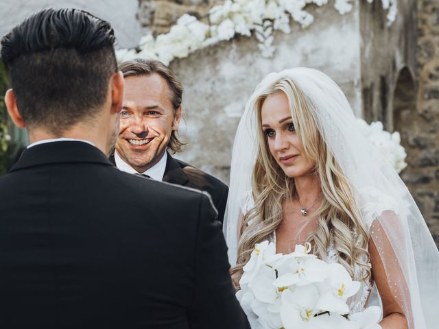 Cristian and Malvina&apos;s Wedding in Naples, Italy 40