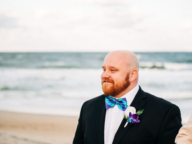Chelsea and Colby&apos;s Wedding in Kitty Hawk, North Carolina 1