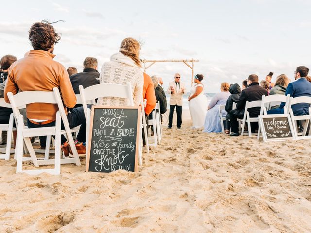 Chelsea and Colby&apos;s Wedding in Kitty Hawk, North Carolina 3