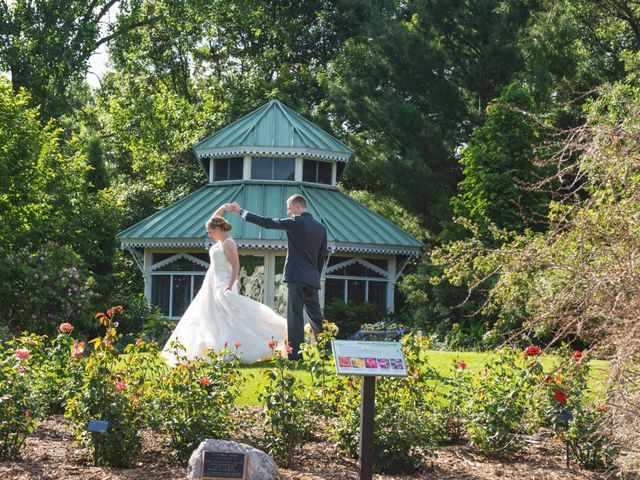 Abby and Isaac&apos;s Wedding in Green Bay, Wisconsin 17